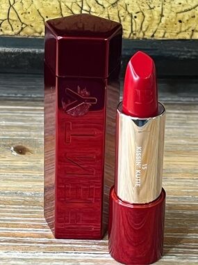 Fenty Beauty Fenty Icon Semi-Matte Refillable Lipstick–Kissin’ Kutie 15 New